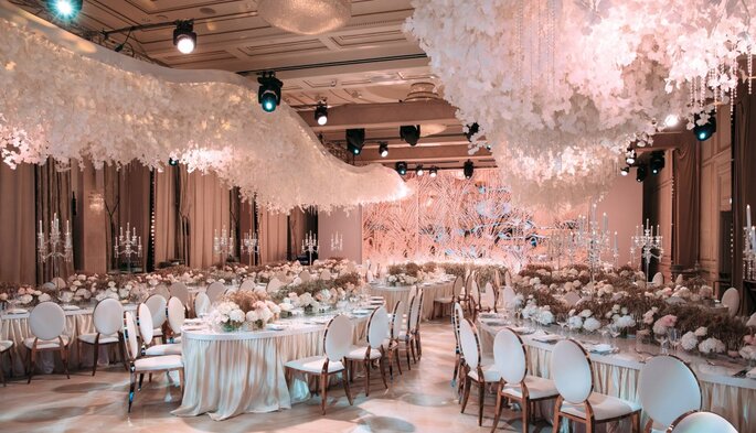 Банкетный зал на свадьбу в Алматы
