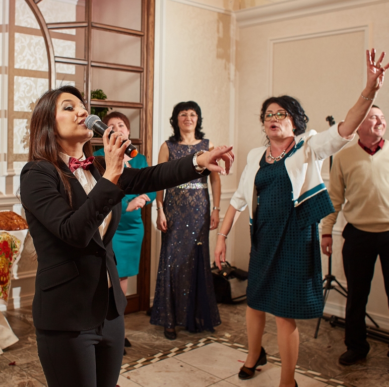 тамада на юбилеи в Алматы